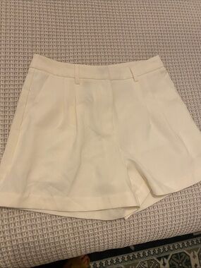 Francesca's Collections Cream Tailored High-Rise Shorts
